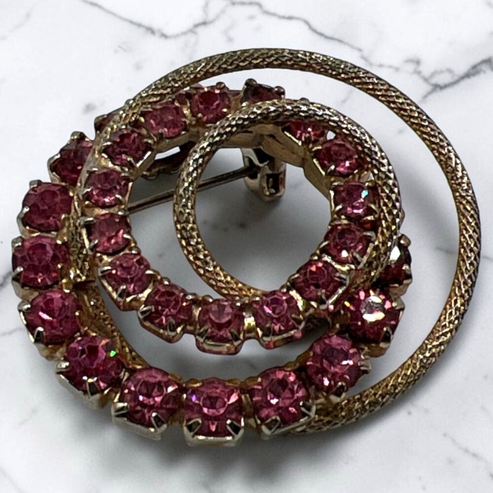 Vintage Mid Century Pink Rhinestone Double Circle Mesh Swirl Brooch Pin